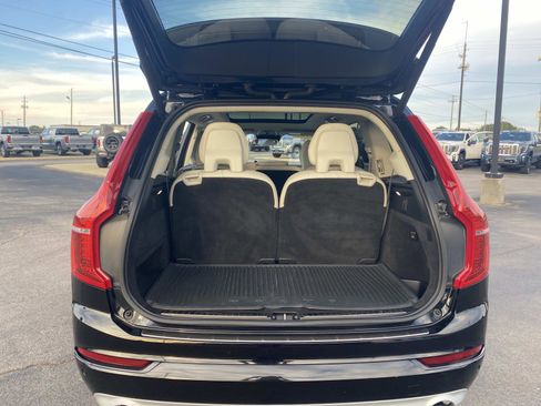 Used 2019 Volvo XC90 T5 Momentum w/ Protection Package Premier image 10