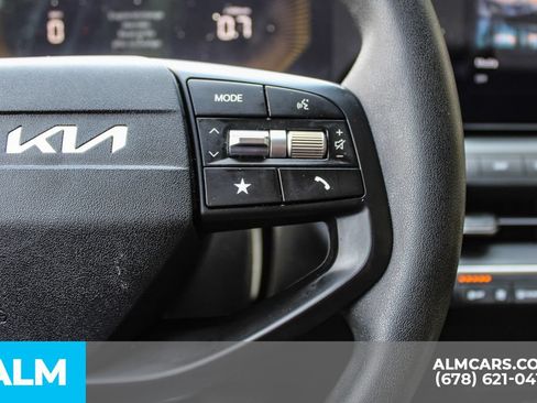 Used 2025 Kia K4 FWD image 27