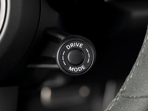 Certified 2024 Porsche 911 AWD/4WD image 29