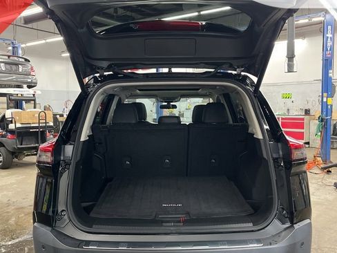 Certified 2023 Nissan Rogue SV w/ SV Premium Package AWD/4WD image 34
