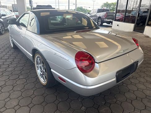 Used 2004 Ford Thunderbird RWD image 8