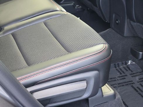 New 2026 Ford Escape ST-Line w/ Cold Weather Package image 9