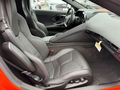 Used 2025 Chevrolet Corvette Stingray Preferred Conv w/ Stealth Interior Trim Package RWD image 16