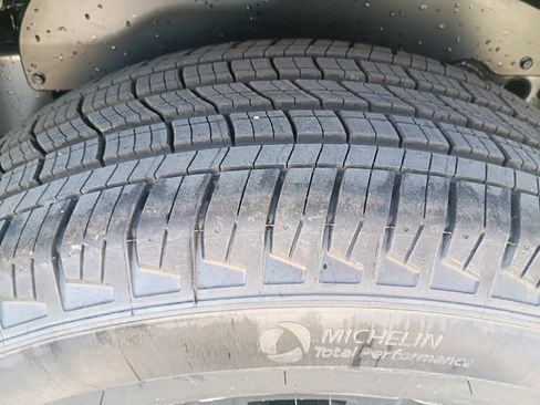 New 2026 Nissan Frontier SV w/ SV Convenience Package image 29