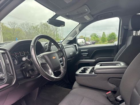 Used 2018 Chevrolet Silverado 1500 LT w/ All Star Edition AWD/4WD image 12