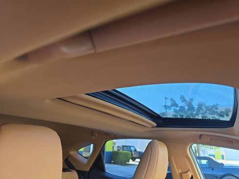 Used 2022 Lexus NX 350 AWD image 16