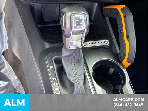 Used 2024 Ford Bronco Badlands w/ Sasquatch Package image 32