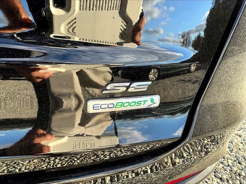 Used 2019 Ford Fusion SE image 8