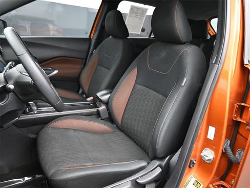 Used 2022 Nissan Kicks SR w/ Interior Electronics Package image 13