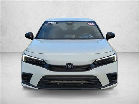 Used 2023 Honda Civic Sport image 2