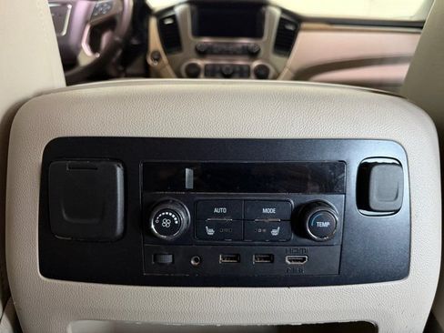 Used 2020 GMC Yukon XL Denali w/ Denali Ultimate Package RWD image 26