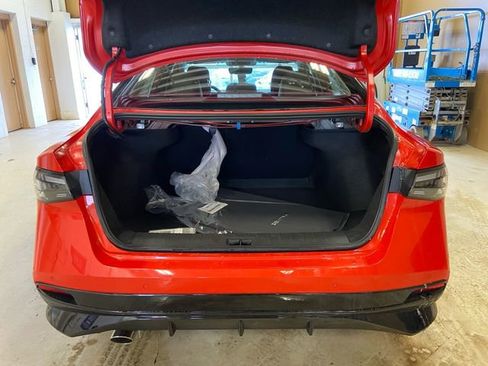 New 2026 Nissan Sentra SR w/ SR Premium Package image 17