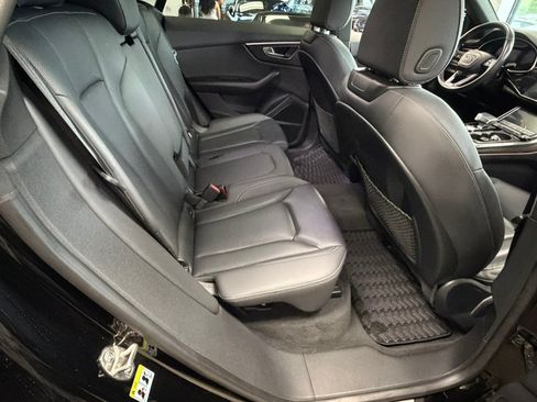 Used 2021 Audi Q8 Premium Plus w/ Premium Plus Package AWD/4WD image 42