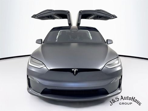 Used 2022 Tesla Model X Plaid AWD/4WD image 2