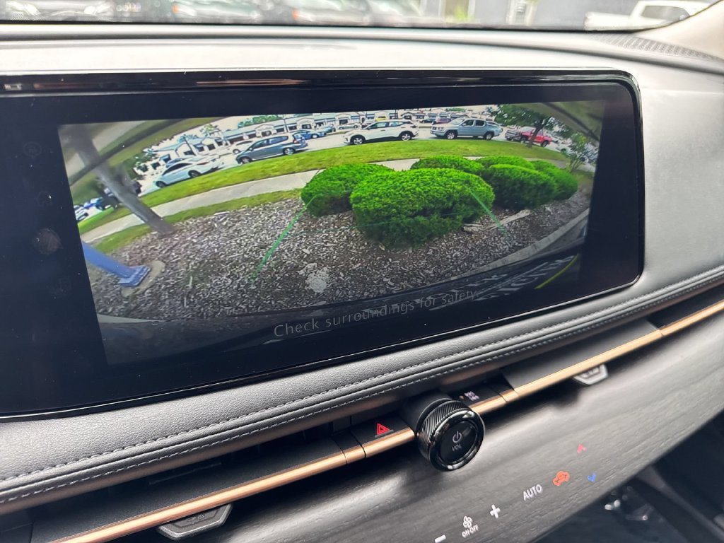 Certified 2023 Nissan Ariya AWD image 16