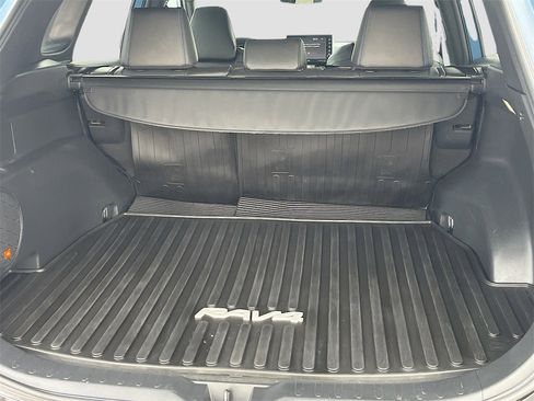 Used 2022 Toyota RAV4 XSE image 27