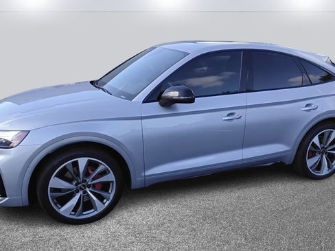 Used 2023 Audi SQ5 Premium Plus w/ Premium Plus Package image 3