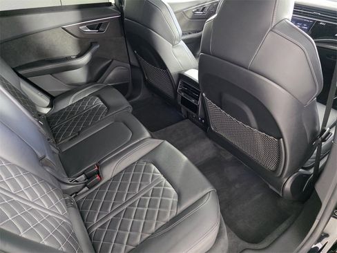 Used 2021 Audi SQ8 Prestige image 27