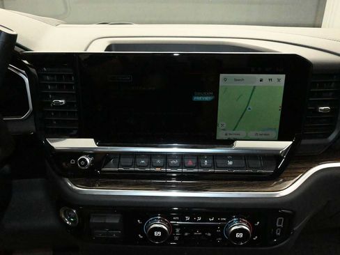 Used 2026 GMC Sierra 1500 Elevation w/ Elevation Select Package AWD/4WD image 16