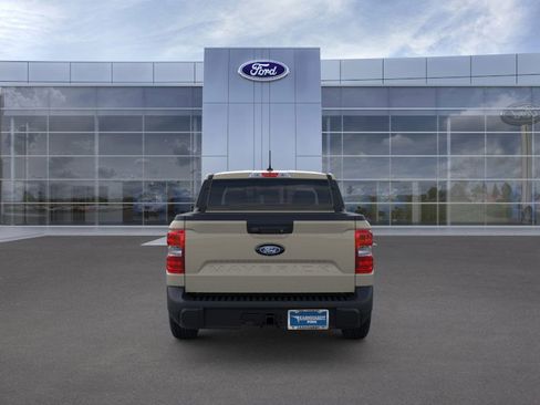 New 2025 Ford Maverick Lariat image 5