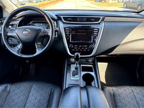Used 2019 Nissan Murano Platinum image 4