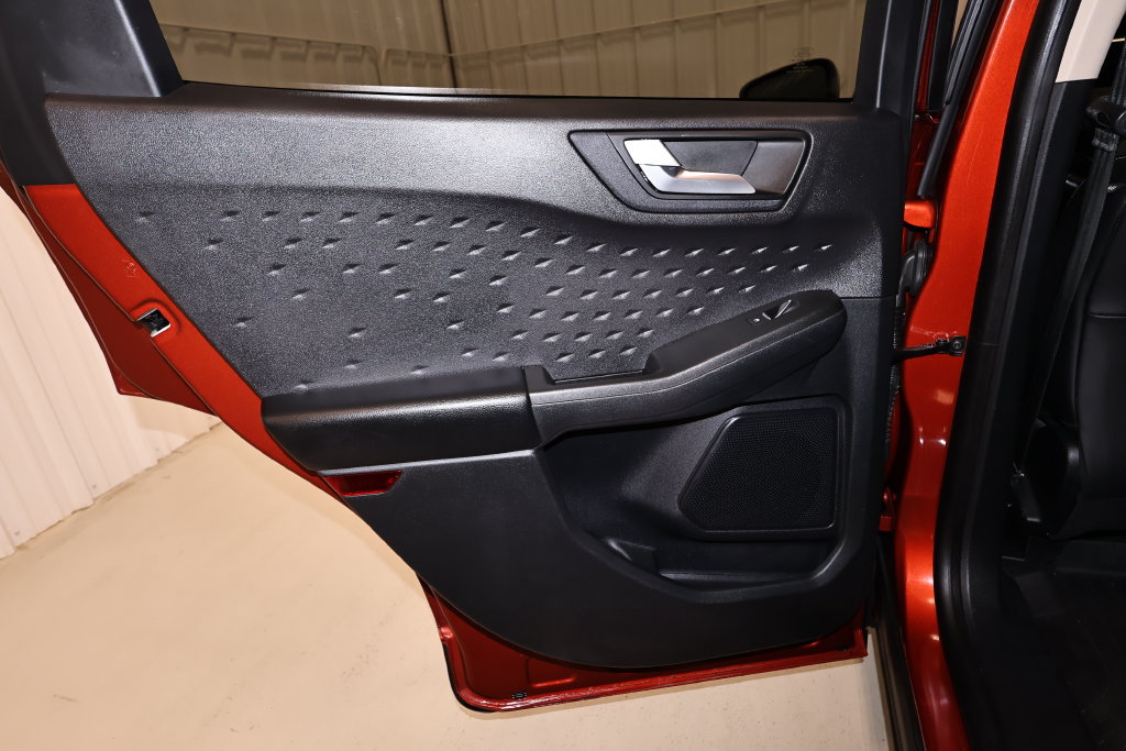Certified 2020 Ford Escape SEL AWD/4WD image 16