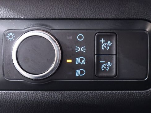 Used 2022 Ford Escape SE image 10