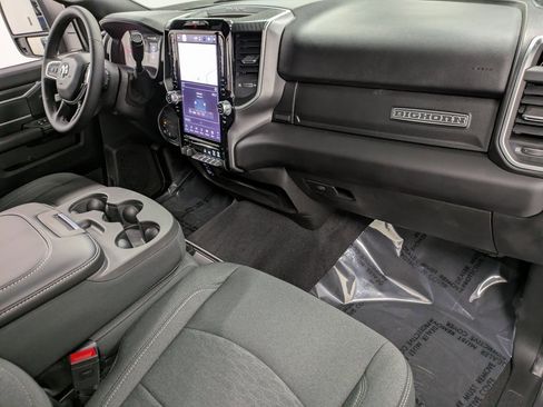 Used 2025 RAM 2500 Big Horn image 29