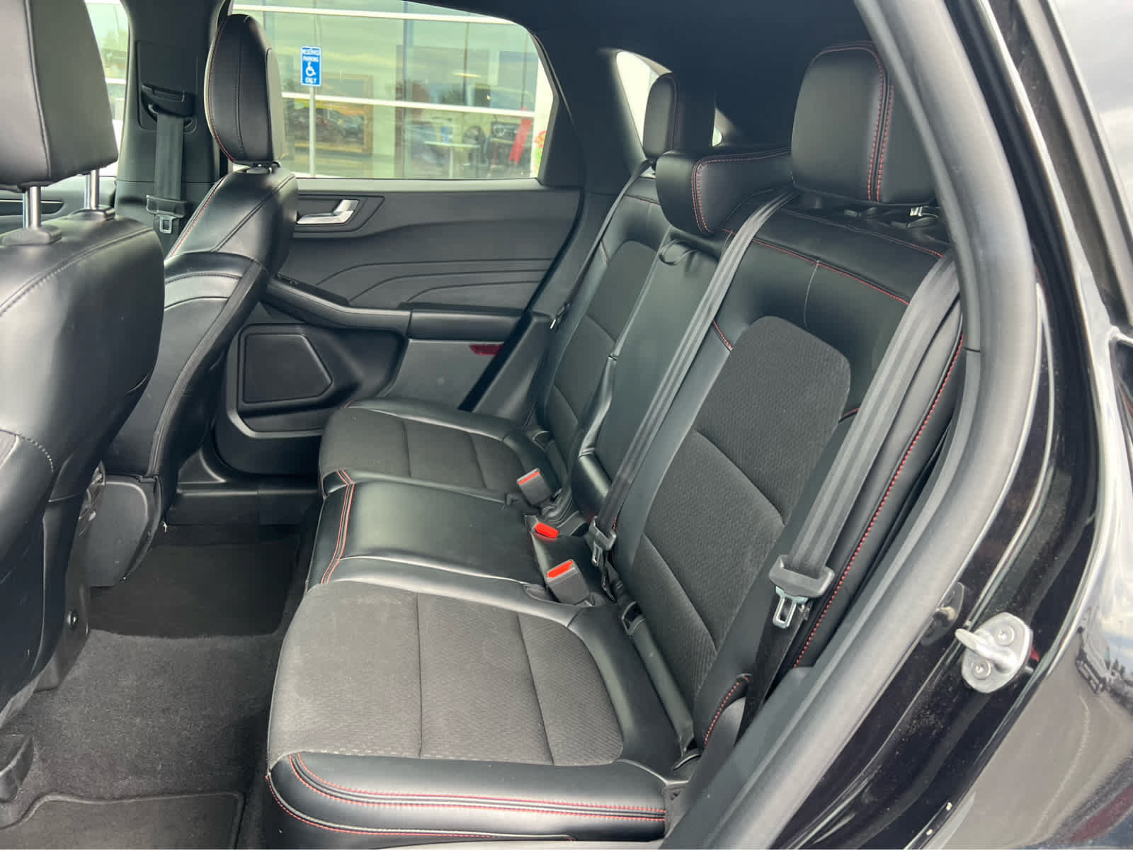 Used 2025 Ford Escape ST-Line Select AWD/4WD image 26