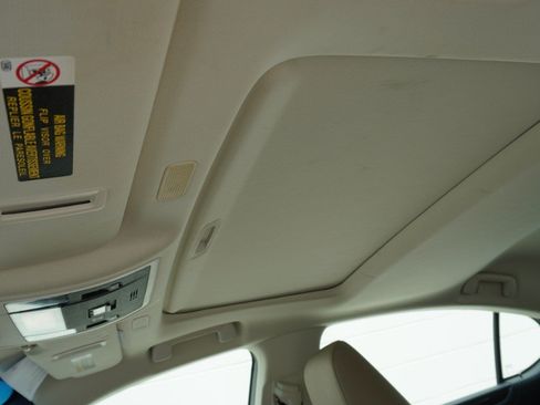 Used 2019 Lexus ES 350 w/ Premium Package FWD image 13
