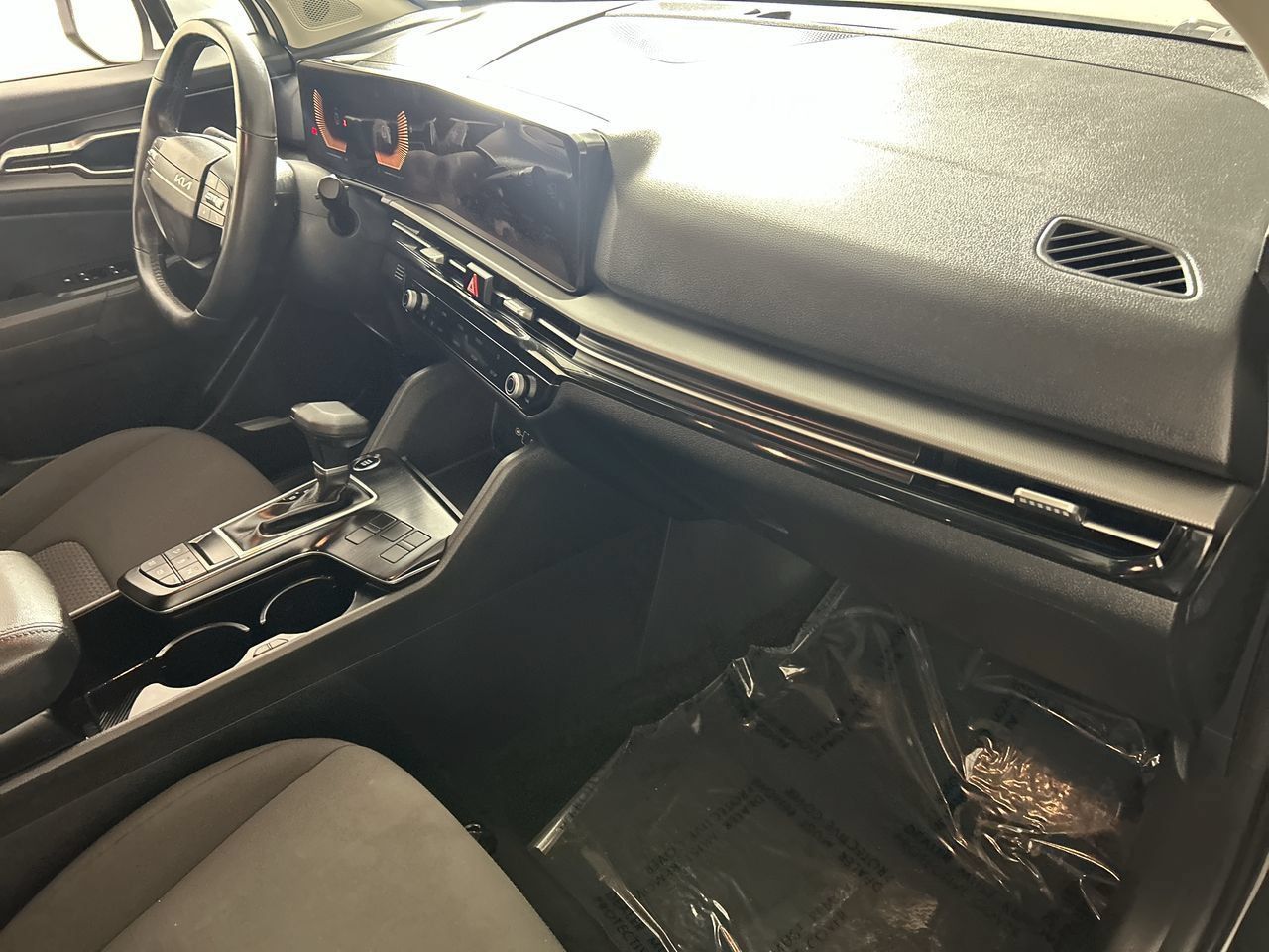 Used 2026 Kia Sportage LX FWD image 27