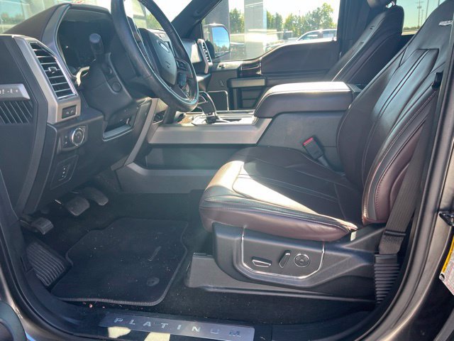 Used 2015 Ford F150 Platinum w/ Equipment Group 701A Luxury RWD image 7