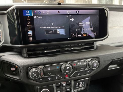 New 2026 Jeep Gladiator Sport image 34