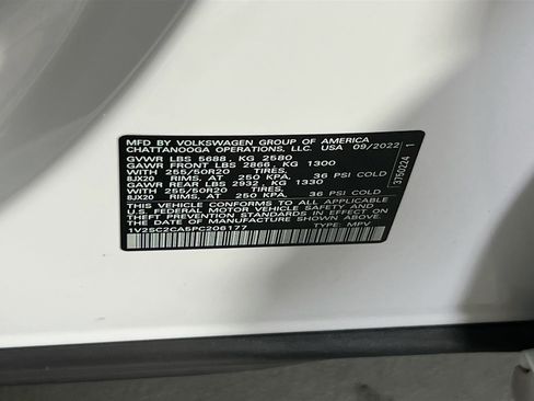 Used 2023 Volkswagen Atlas Cross Sport SEL R-Line image 32