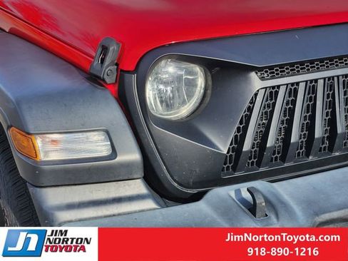 Used 2021 Jeep Wrangler Unlimited Sport image 10