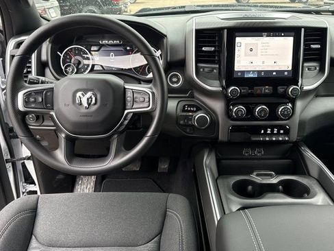 New 2026 RAM 1500 Express AWD/4WD image 7