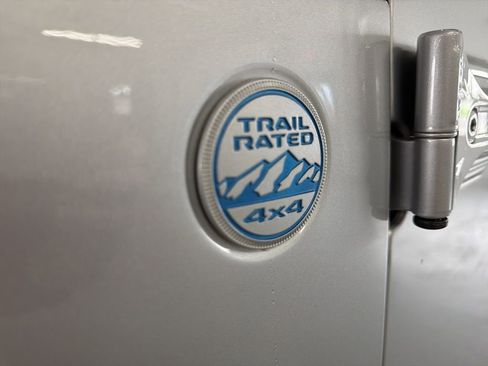 Used 2023 Jeep Wrangler Unlimited Sahara image 16