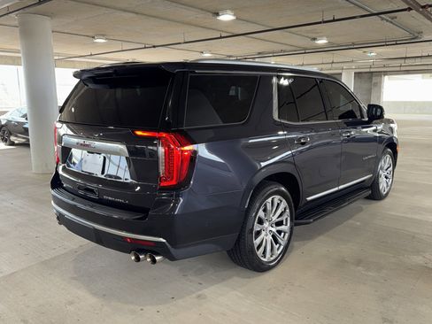 Used 2024 GMC Yukon Denali w/ Advanced Technology Package image 8