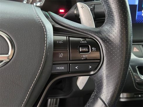 Used 2018 Lexus LC 500 Coupe image 27