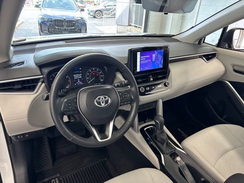 Certified 2024 Toyota Corolla Cross LE w/ Moonroof Package AWD/4WD image 16