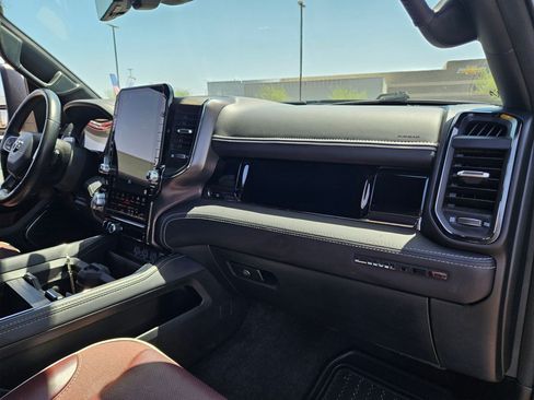 Used 2025 RAM 1500 Limited AWD/4WD image 28