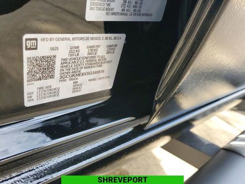 Certified 2025 Chevrolet Silverado 1500 ZR2 w/ Technology Package image 35