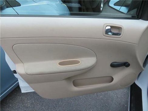 Used 2007 Chevrolet Cobalt LS w/ Enhanced Safety Package image 10
