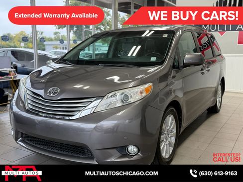 Used 2011 Toyota Sienna XLE image 10