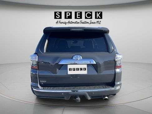 Used 2024 Toyota 4Runner Limited AWD/4WD image 4