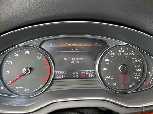 Used 2023 Audi Q5 2.0T Premium w/ Convenience Package AWD/4WD image 25