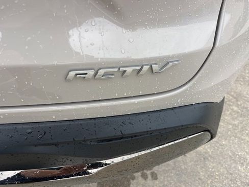New 2026 Chevrolet Trax ACTIV w/ Driver Confidence Package FWD image 7