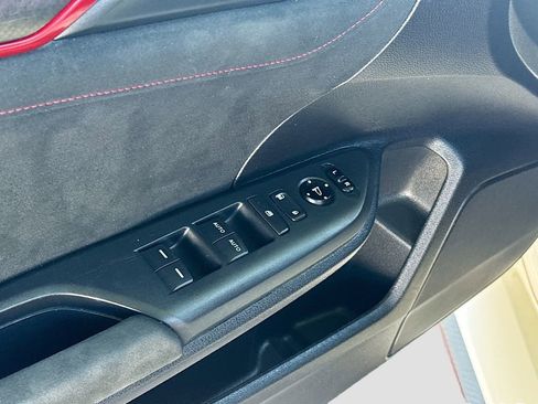 Used 2020 Honda Civic Type R image 18