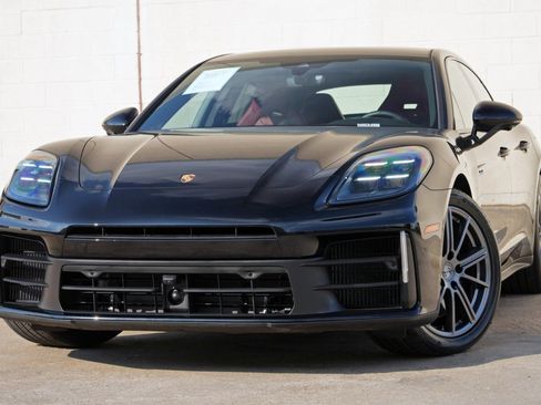 Used 2025 Porsche Panamera 4 E-Hybrid AWD/4WD image 3