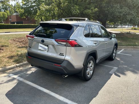 Used 2023 Toyota RAV4 XLE w/ Convenience Package AWD/4WD image 10